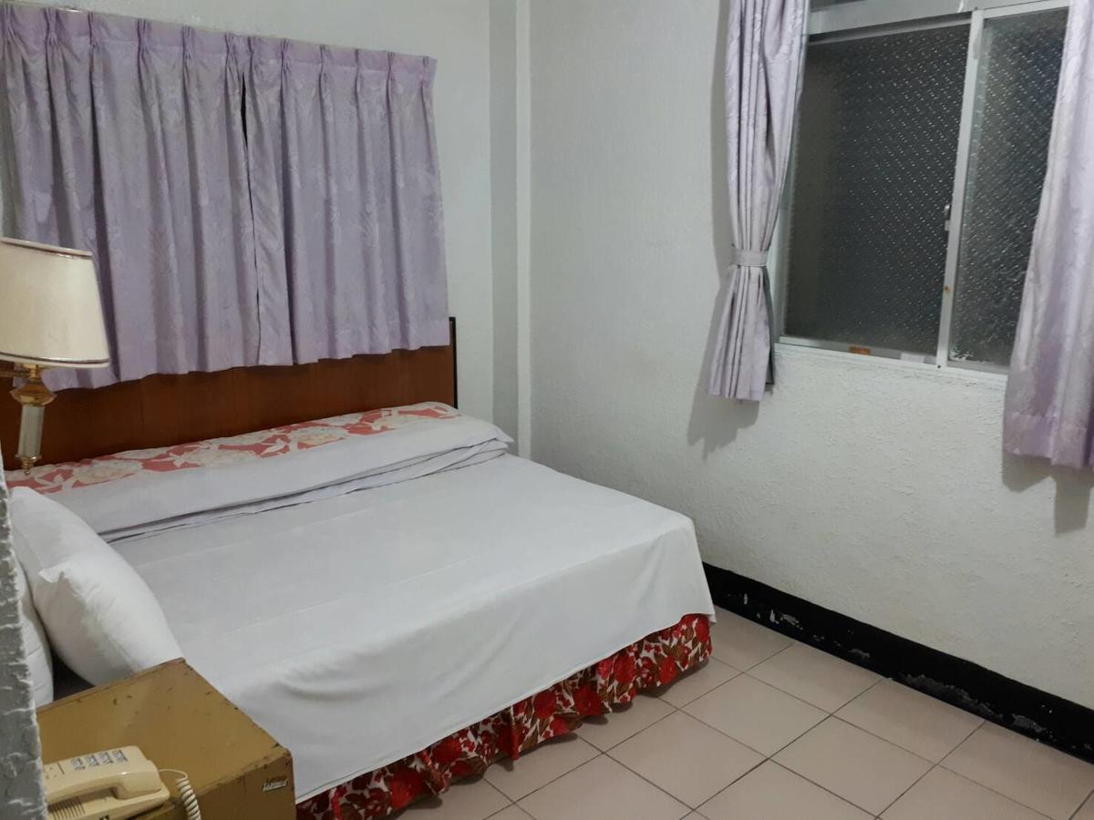 Zhen Wang Zi Hotel Chenggong Eksteriør bilde